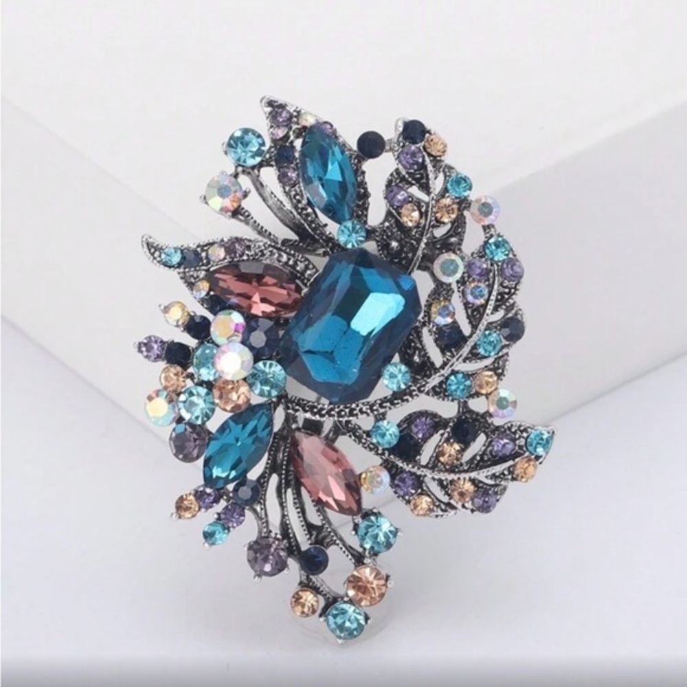 ✨NEW Regal Elegant Multicolor Crystal Brooch
